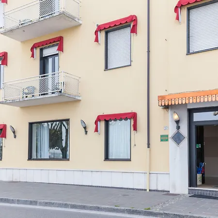 Hotel Aurora-2