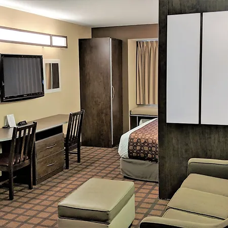 Microtel Inn & Suites By Wyndham Michigan City-3