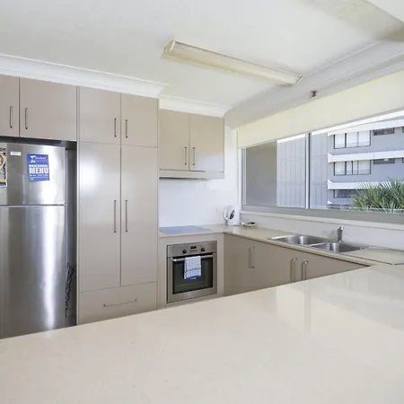 Sunbird Beach Resort Gold Coast-3
