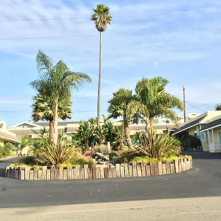 Beach Bungalow Inn And Suites-3