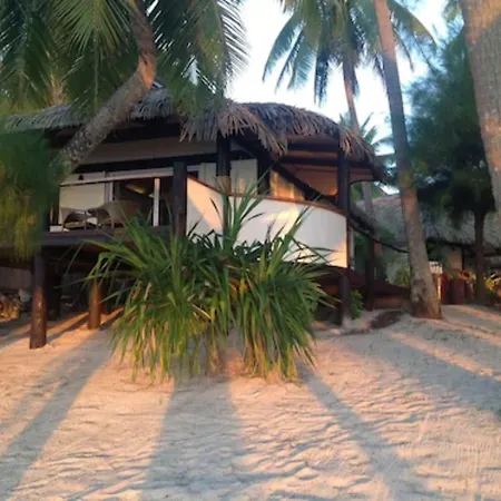 Tamanu Beach-2