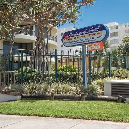 Boulevard North Holiday Apartments-3