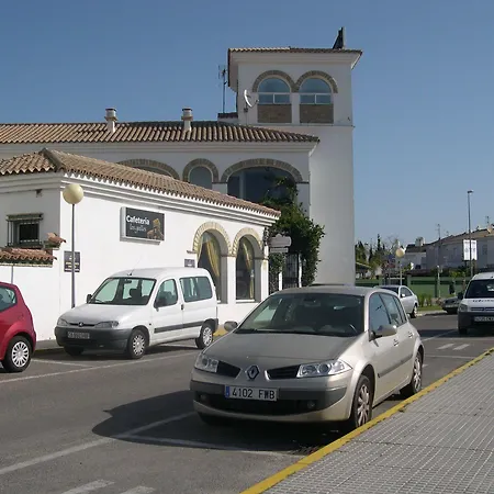 Hotel Cortijo Los Gallos-3
