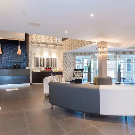 Sandman Hotel And Suites Abbotsford-2