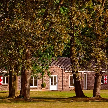 Schloss Hertefeld & Hertefeldhof-3