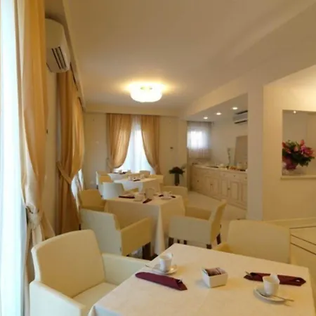 Hotel & Residence Exclusive-2
