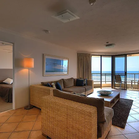San Simeon Beachfront Apartments Tugun-3