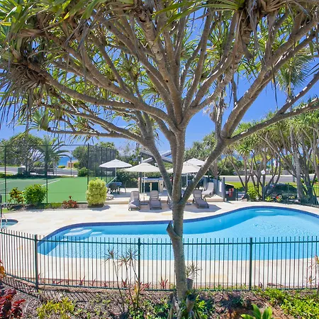 Beach Breakers Resort-3