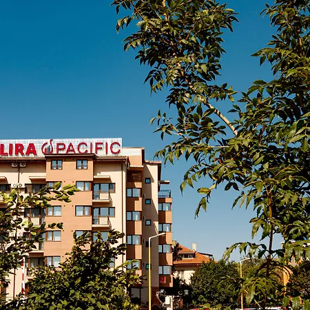 Lira Pacific Aparthotel-2