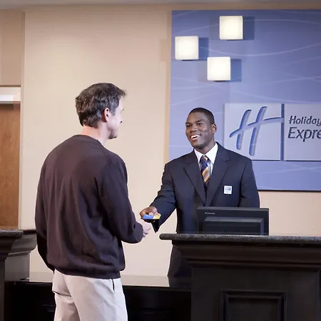 Holiday Inn Express Newton By Ihg-2