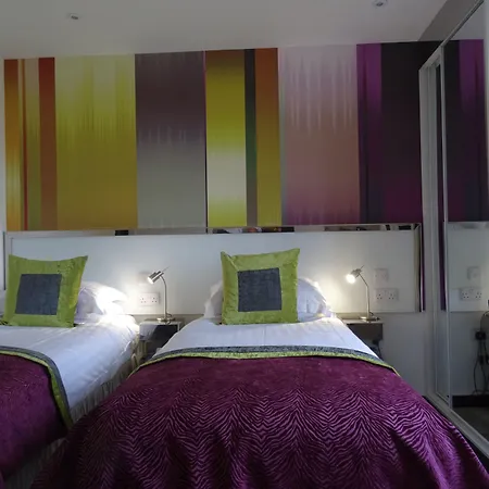 Undercliff Guest House-2