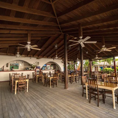 Splash Inn Dive Resort & Villas-2