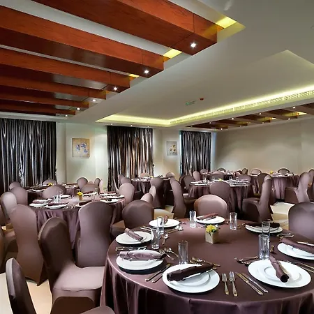 Al Hail Waves Hotel Managed By Centara-3