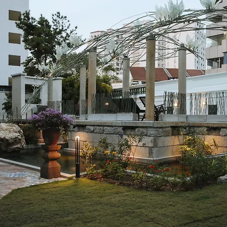 Cheong Fatt Tze - The Blue Mansion-2