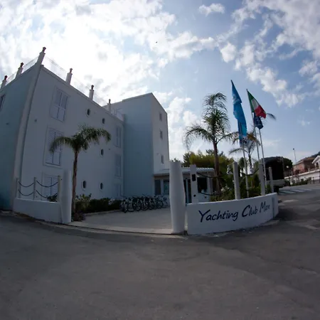 Yachting Club Mare-3