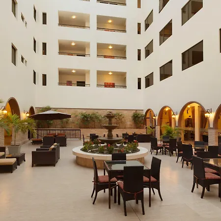 Costa del Sol Wyndham Piura-2