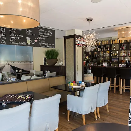 Strandhotel Bos en Duin-2