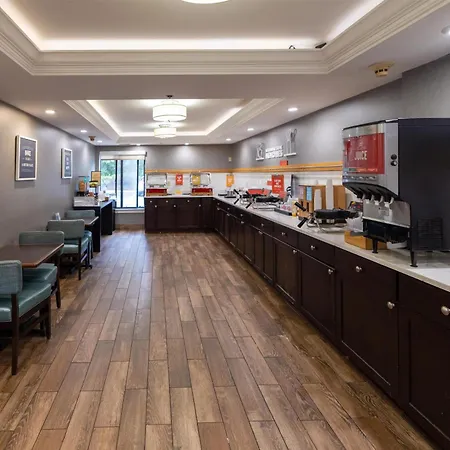 Hampton Inn Portsmouth Central-2