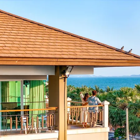 Welcome World Beachfront Resort-3