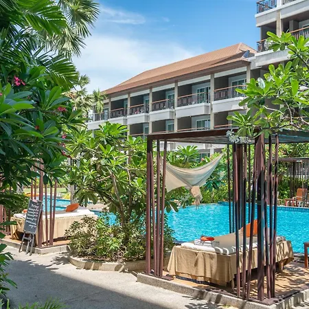 Welcome World Beachfront Resort-2