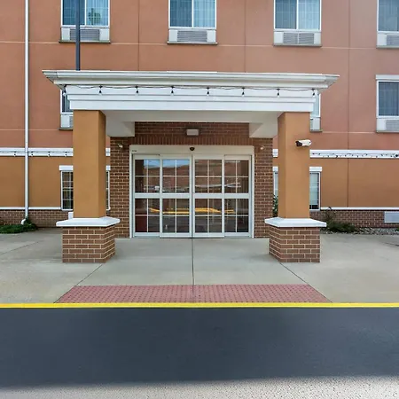Quality Inn Near Interstate I94-3