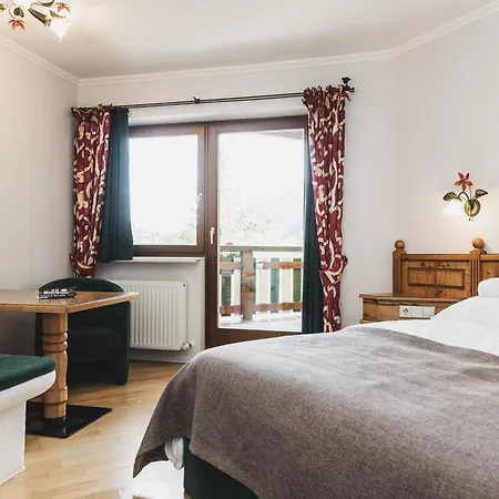 Seehotel Jaegerwirt-2