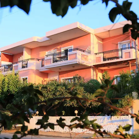 Melina'S House-2