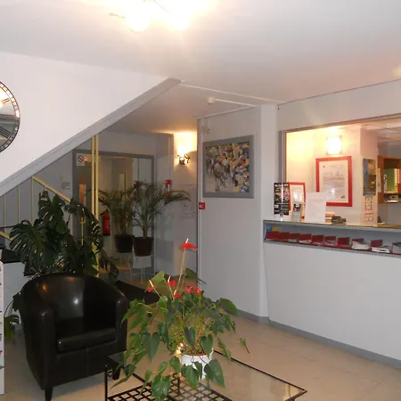 Brit Hotel Hermitage-2