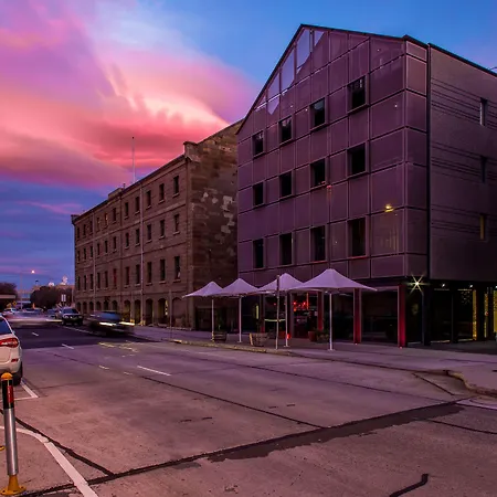 Salamanca Wharf Hotel-2