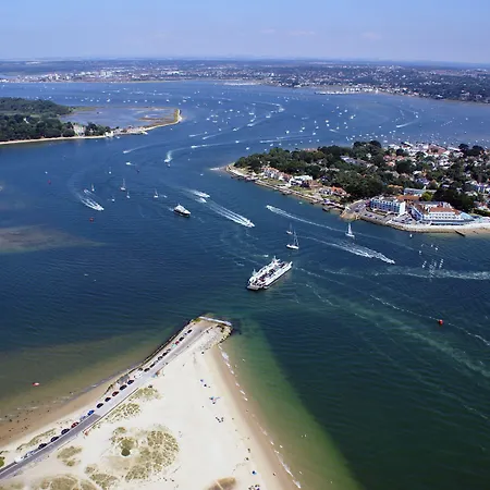 Sandbanks Hotel-3