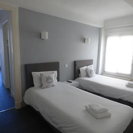 Hotel De La Plage-2
