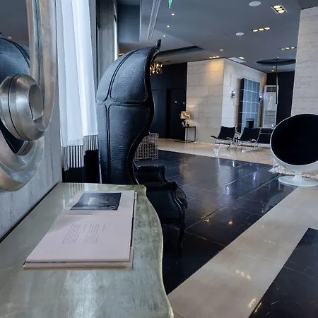 Gallery Art Hotel-3