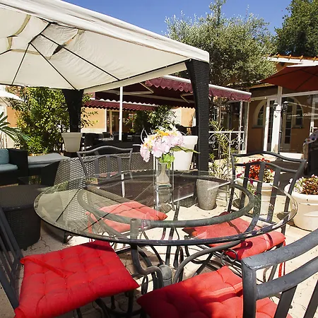 Hotel Le Derby-3
