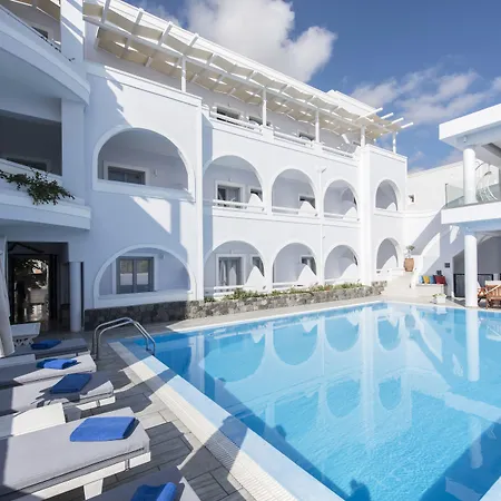 Blue Waves Suites & Apartments-3