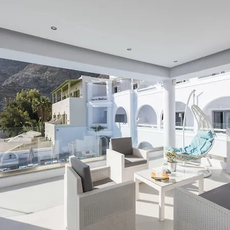 Blue Waves Suites & Apartments-3