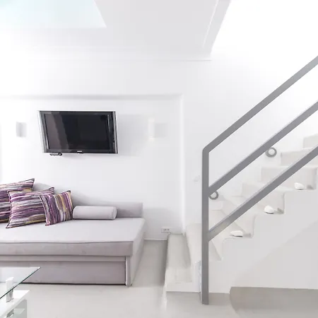 Blue Waves Suites & Apartments-2
