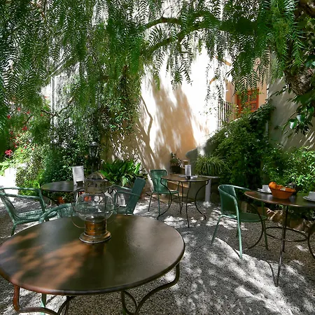 Hotel La Bienvenue-2