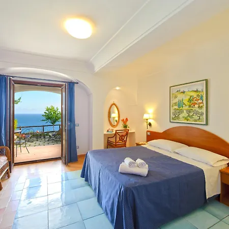Maresca Hotel Praiano-3