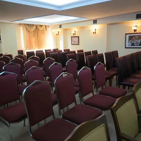 Helen Hotel-2