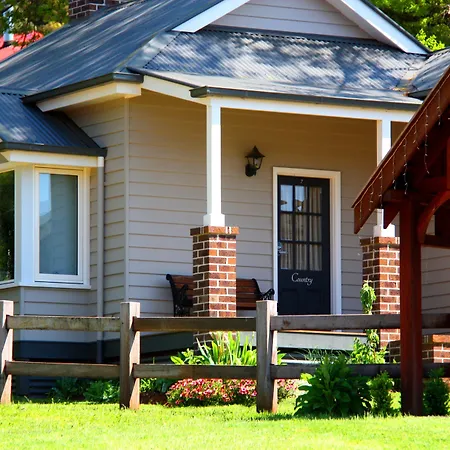 Marysville Garden Cottages-3