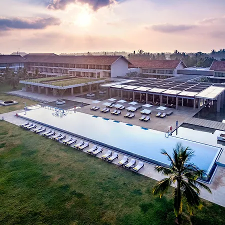 Amaya Beach Passikudah-3