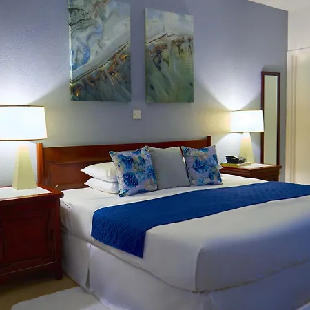 Tropical Sunset Beach Apartment Hotel-3