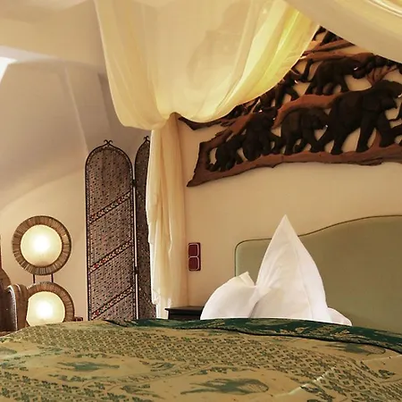 HIP Hotel-3