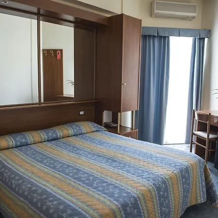 Hotel Gabbiano-3