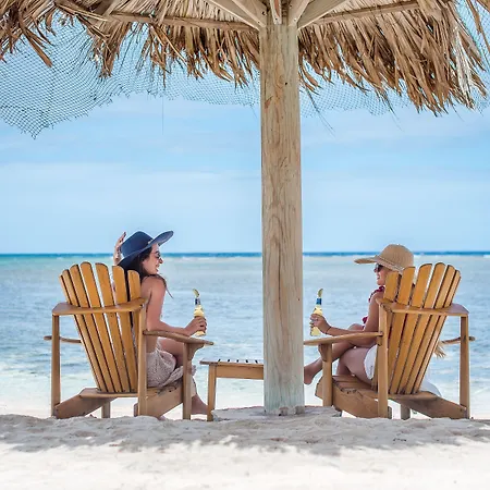 Barefoot Cay Resort-3