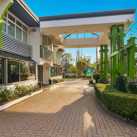 Surestay By Best Western North Vancouver Capilano-3
