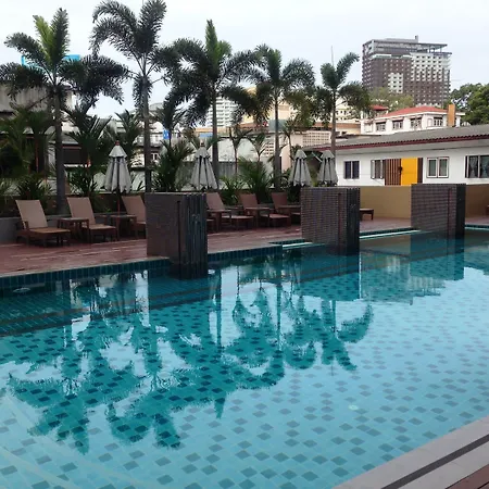 August Suites-3