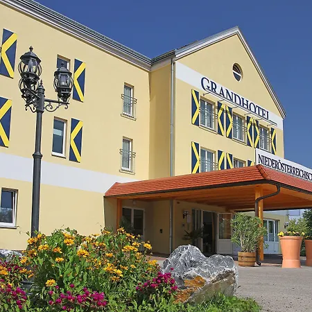 Grandhotel Niederösterreichischer Hof-3