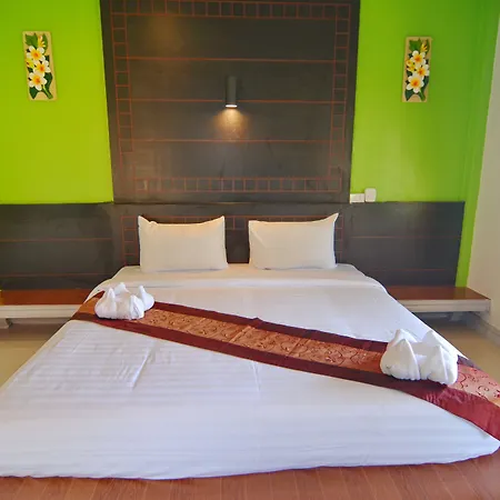 Lanta Emerald Bungalow-2