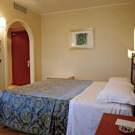 Hotel Villa Luigi-2